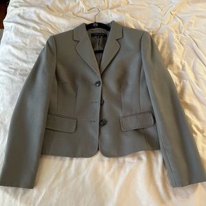 Beautiful Gray-Brown Anne Klein Suiting